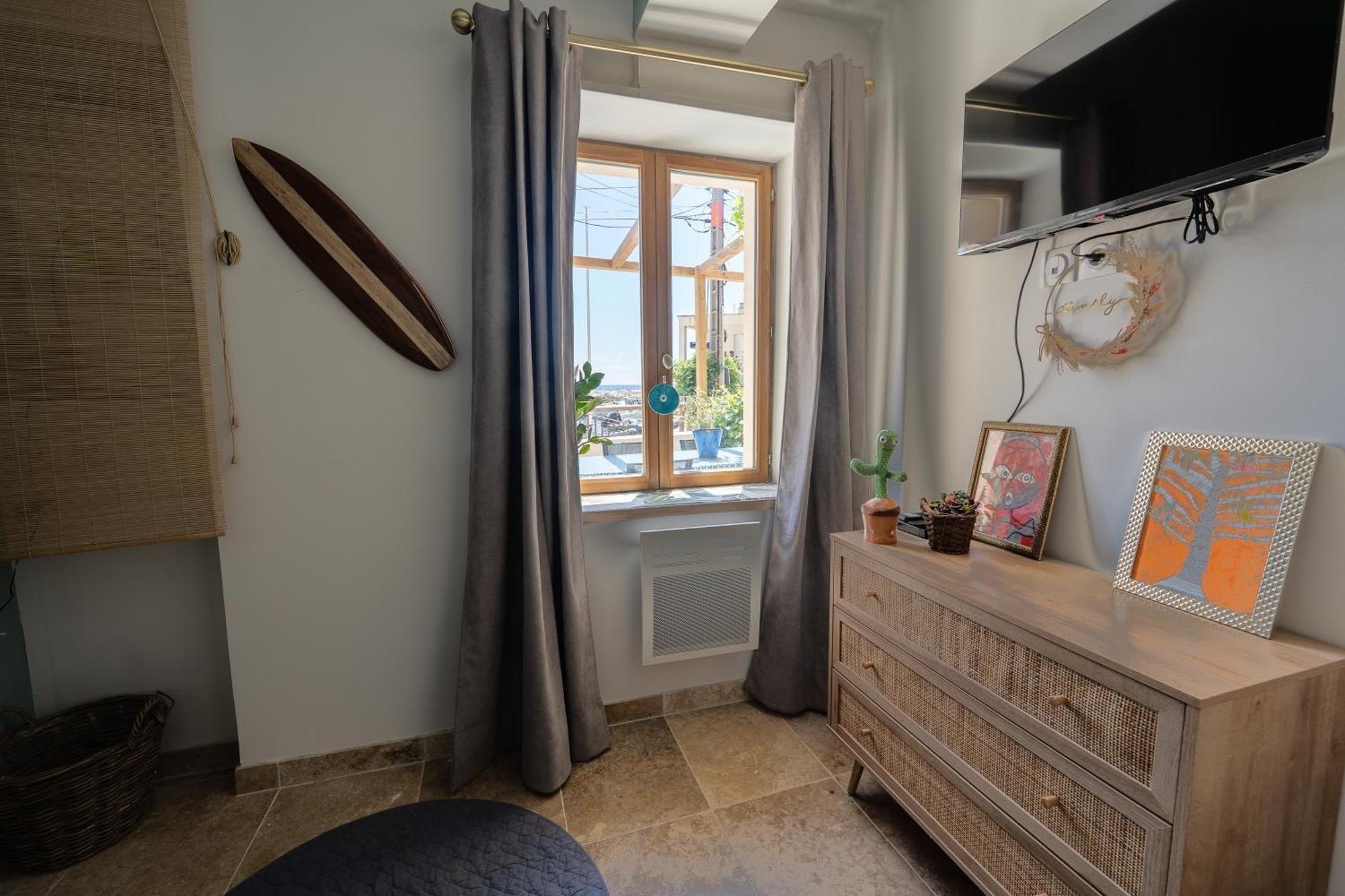 Villa Le Cabanon - Les Pieds Dans L'Eau - Calanques - Wifi à Ensues-la-Redonne Chambre photo